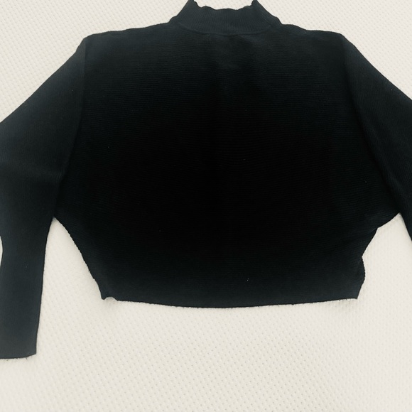 Zara Knit Sweater - Picture 3 of 4